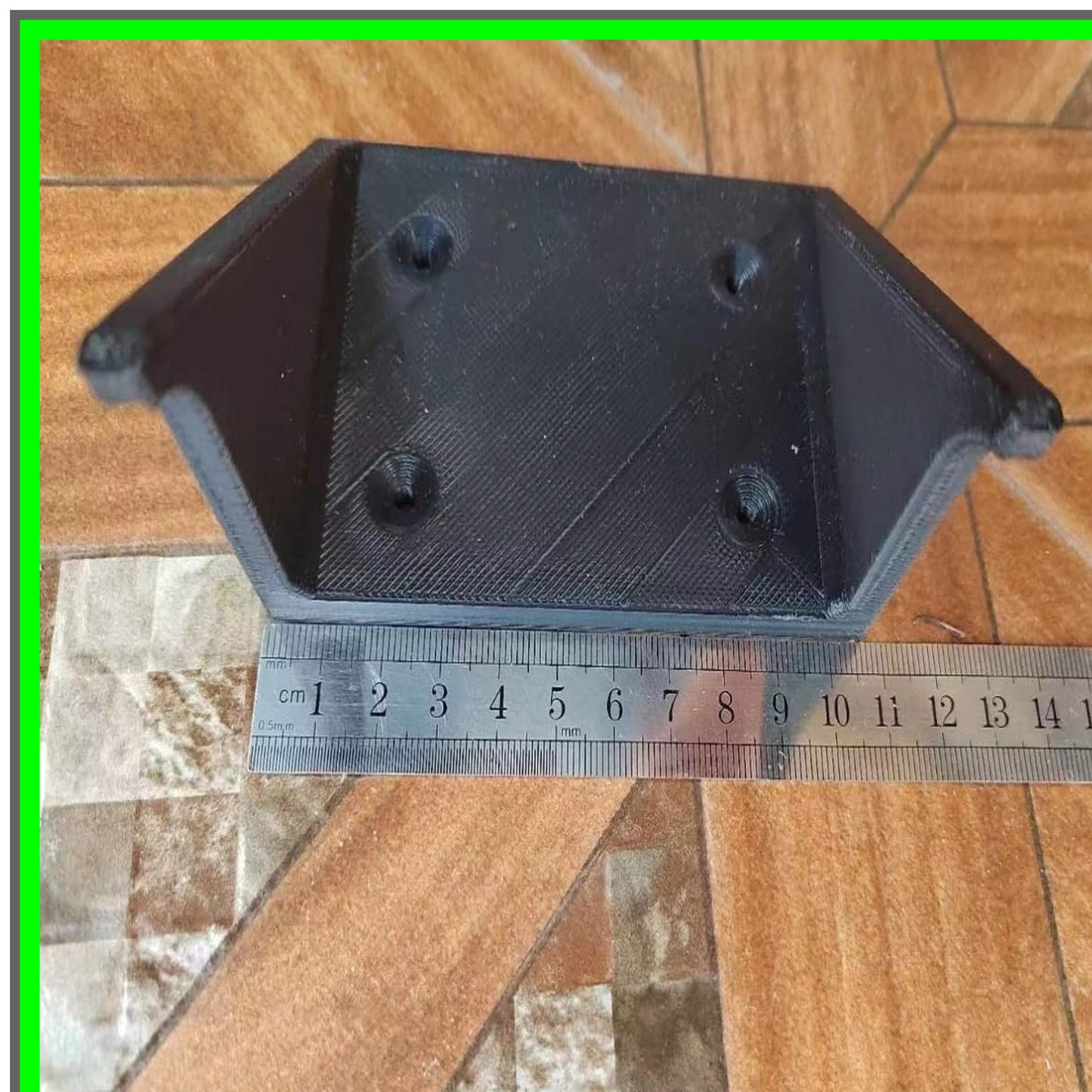 Durable Wall Mount Hanger for 20V Max Hedge Trimmer Storage and Display