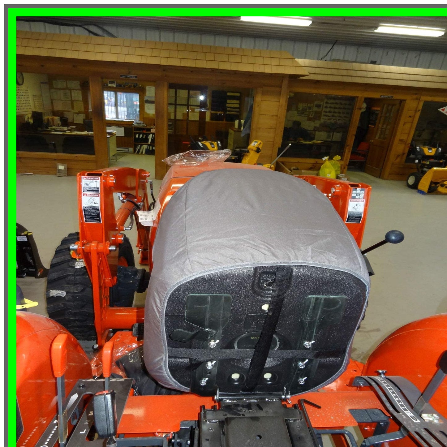 Endura Gray KU20 C8 Attachment for Kubota Tractors and Mowers