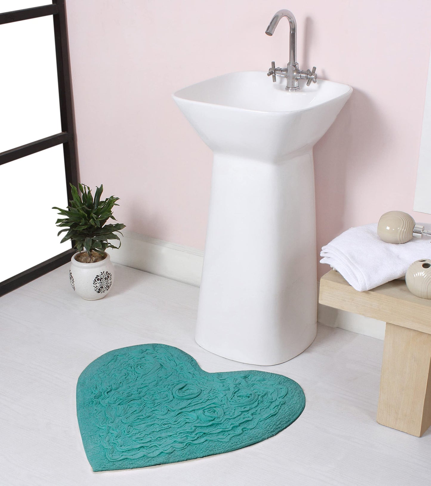25"x25" Heart Cotton Bath Rug Turquoise