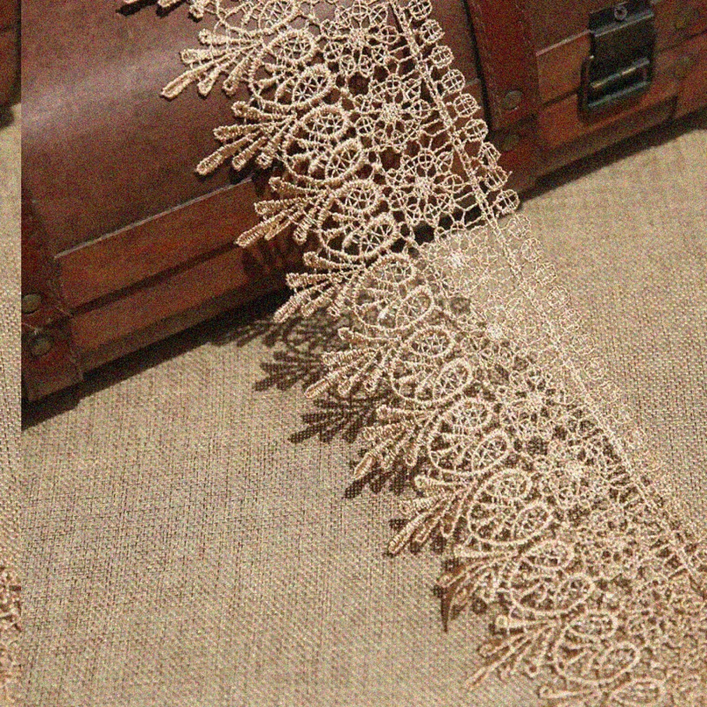 9CM Width Europe Chips Pattern Embroidery Lace Trim 4Yards Gold