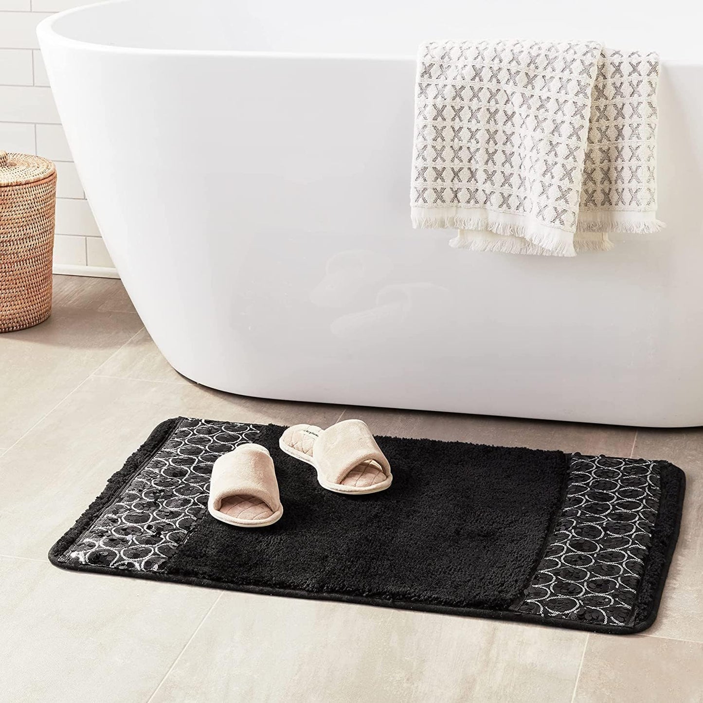 Black Bathroom Rug 20x30 inches