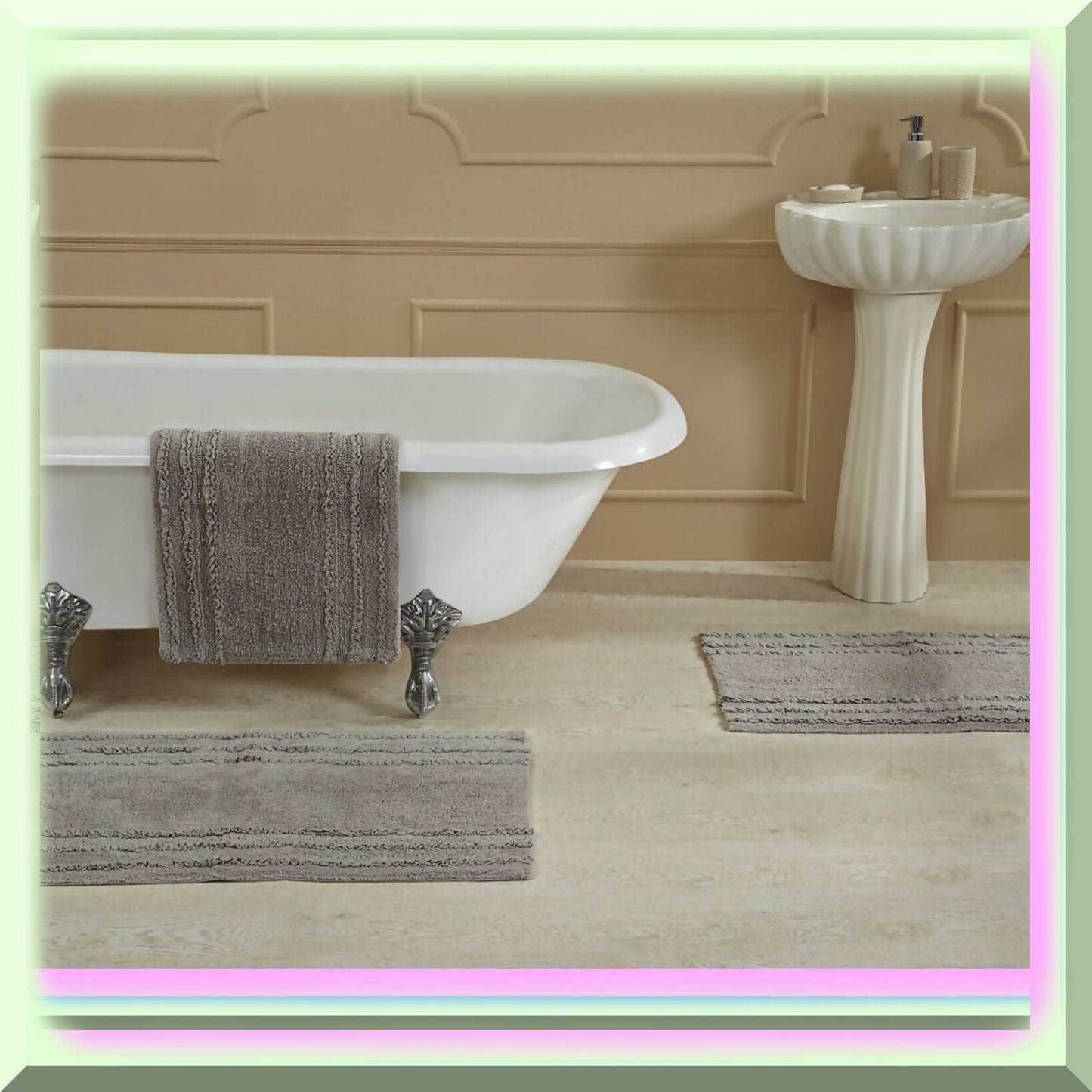 Ruffle Border Cotton Bath Mat 24x40 Light Grey