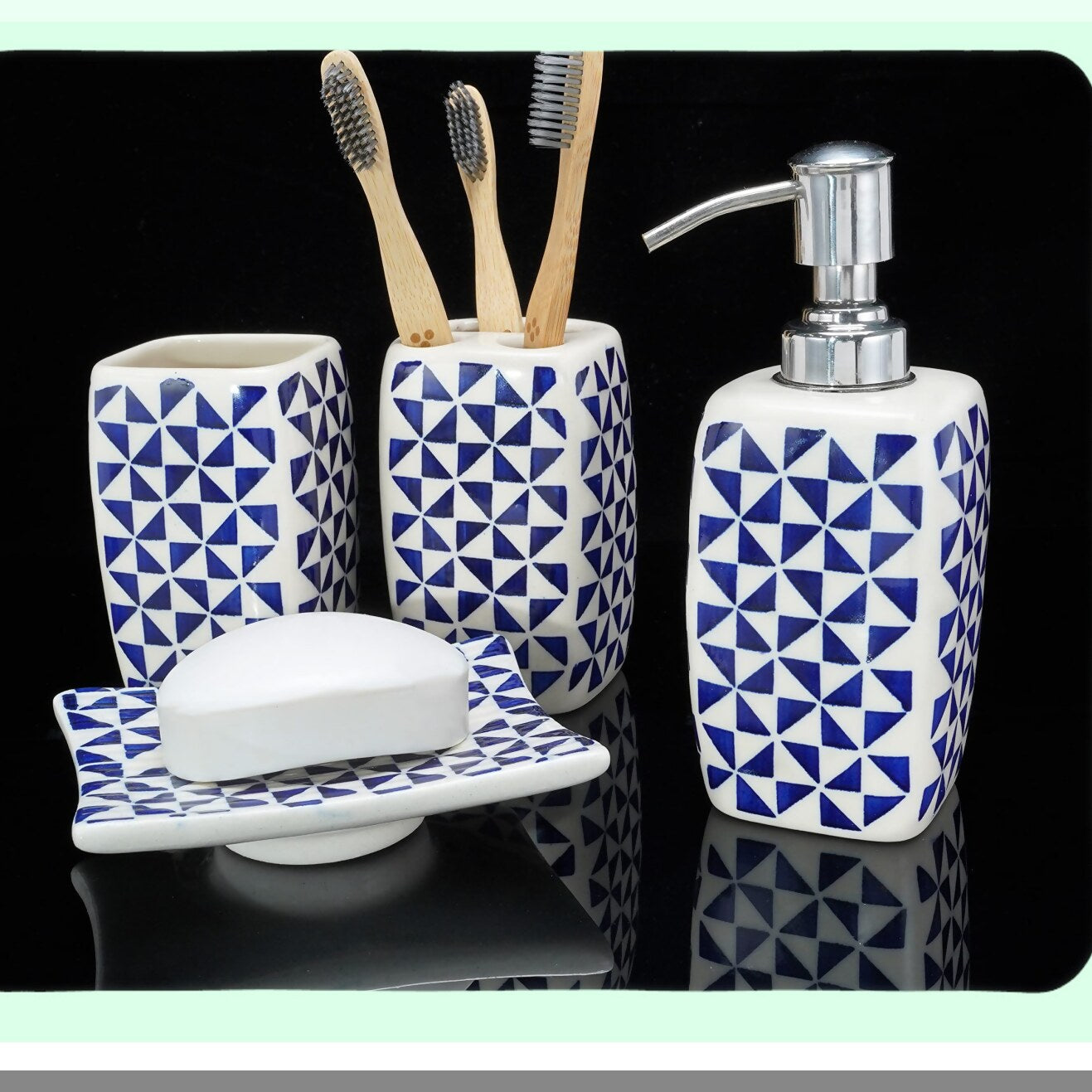 Ceramic Bathroom Accessories Set of 4